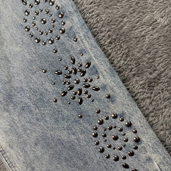 Forever 21 Womens Straight Leg Jeans NEW 28 Studded Floral Design - Picture 11 of 11